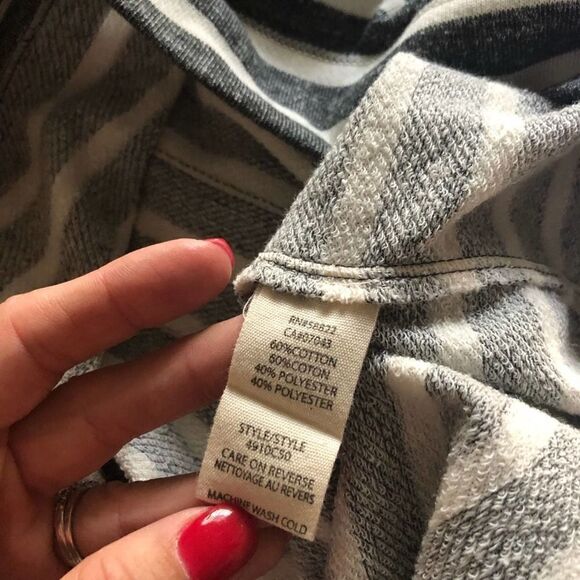 Max Studio Gray Striped Long Sleeve Dress - Picture 8 of 8